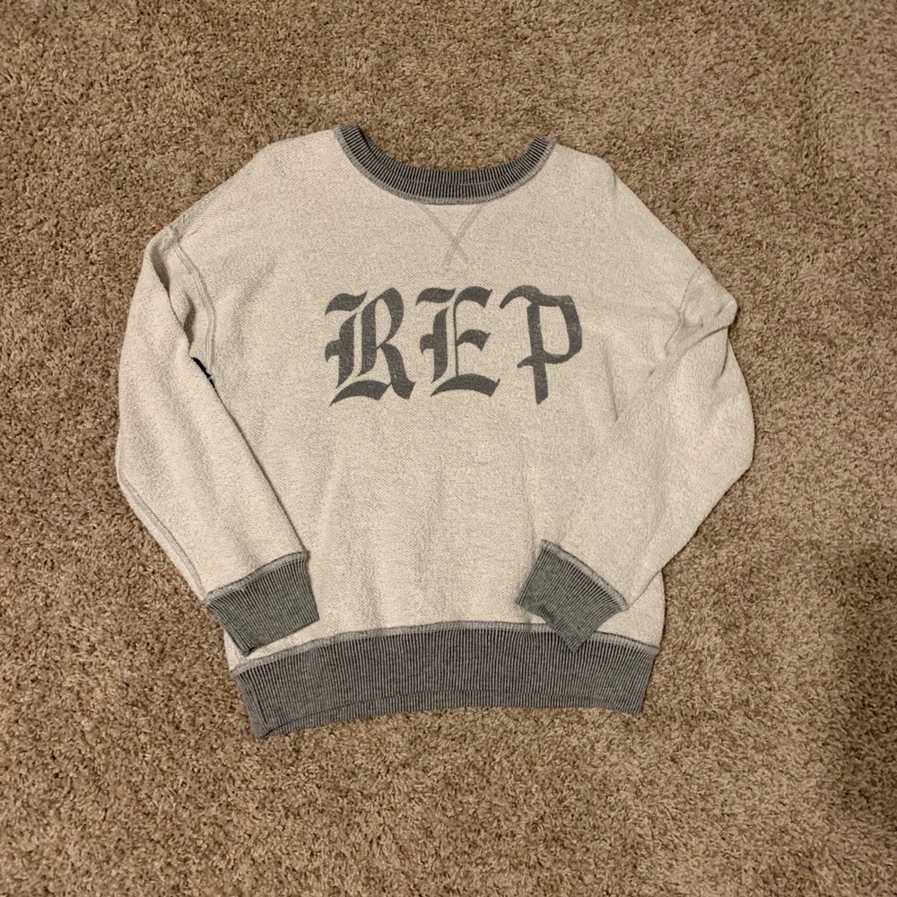 Taylor Swift reversible Reputation crewneck